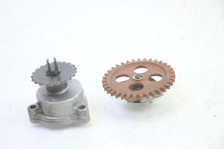 photo de ÖLPUMPE  SUZUKI BURGMAN EXECUTIVE ABS 650 (2006 - 2012) - Hauptansicht