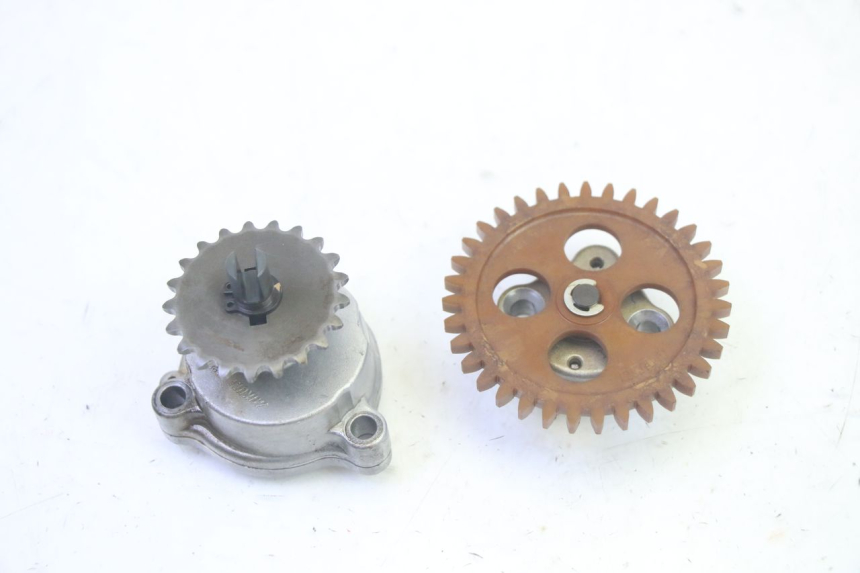 photo de ÖLPUMPE  SUZUKI BURGMAN EXECUTIVE ABS 650 (2006 - 2012) - Detailansicht des Bauteils