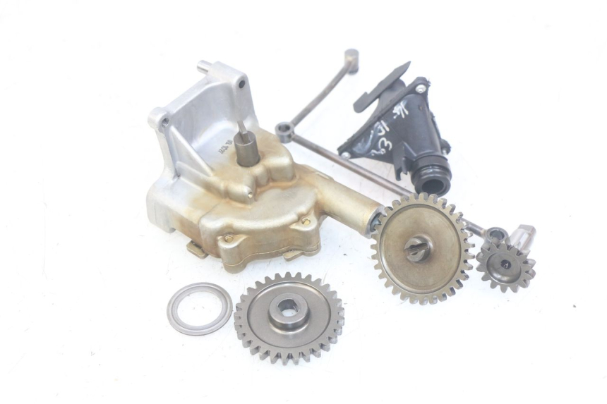 photo de ÖLPUMPE TRIUMPH SPRINT ST 955 (1999 - 2001)