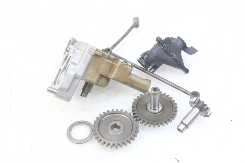 photo de ÖLPUMPE TRIUMPH SPRINT ST 955 (1999 - 2001)
