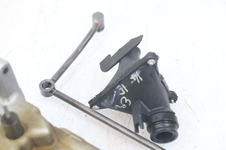 photo de ÖLPUMPE TRIUMPH SPRINT ST 955 (1999 - 2001)