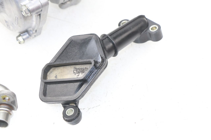 photo de ÖLPUMPE  YAMAHA FZ8 800 (2010 - 2016)