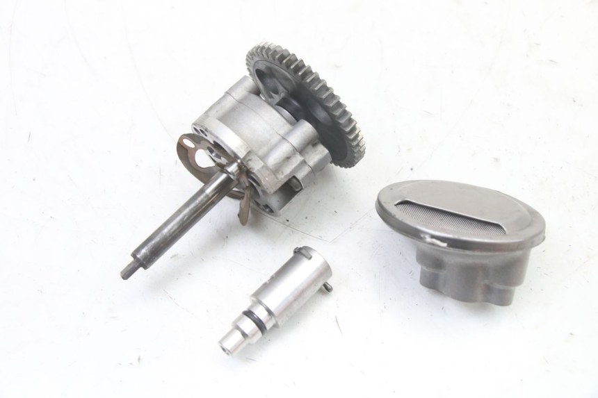 photo de ÖLPUMPE YAMAHA FZS FAZER 600 (2001 - 2003)