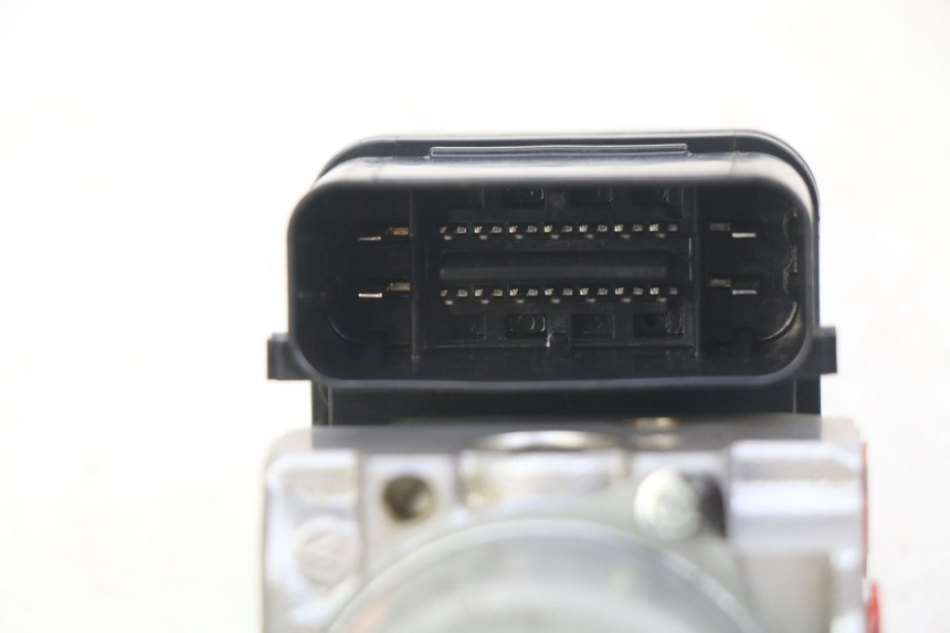 photo de ABS-PUMPE HONDA CB R 1000 (2018 - 2023)