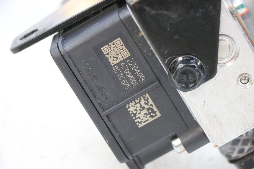 photo de ABS PUMPE SEGWAY NINEBOT E125S 1 (2022 - 2026) - Details der Befestigungspunkte