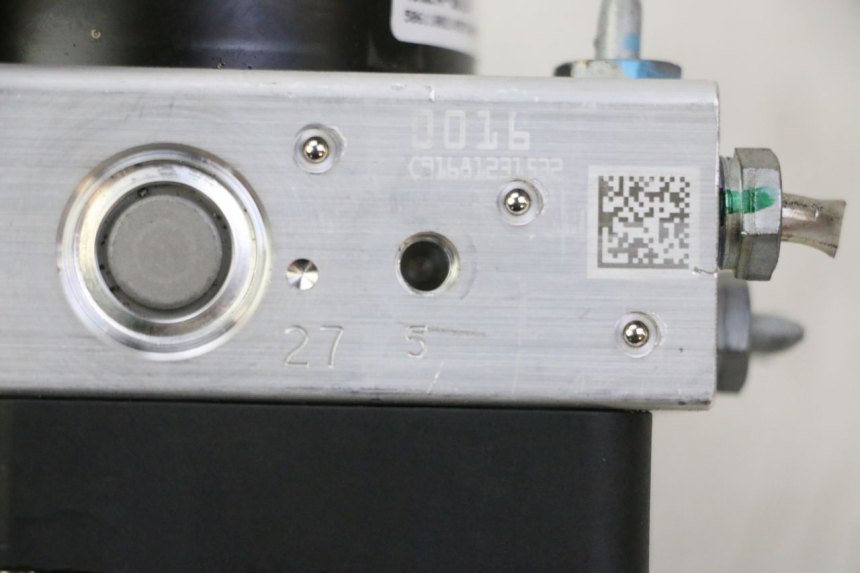 photo de ABS PUMPE PIAGGIO MP3 HPE 310 (2024 - 2025)