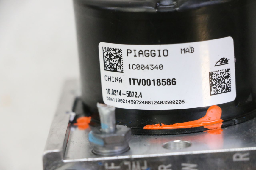 photo de ABS PUMPE PIAGGIO MP3 HPE 310 (2024 - 2025)