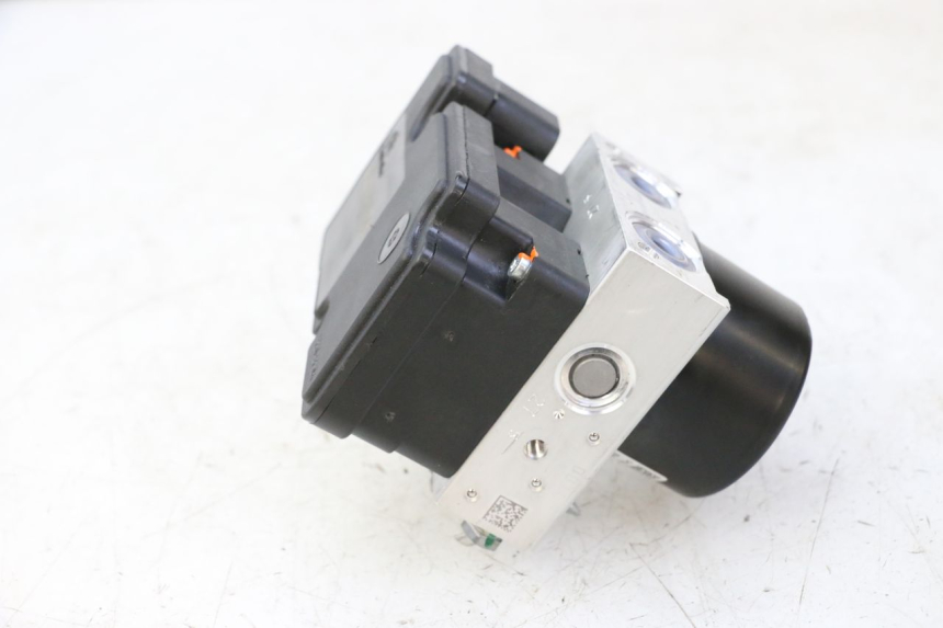 photo de ABS PUMPE PIAGGIO MP3 HPE 310 (2024 - 2025)