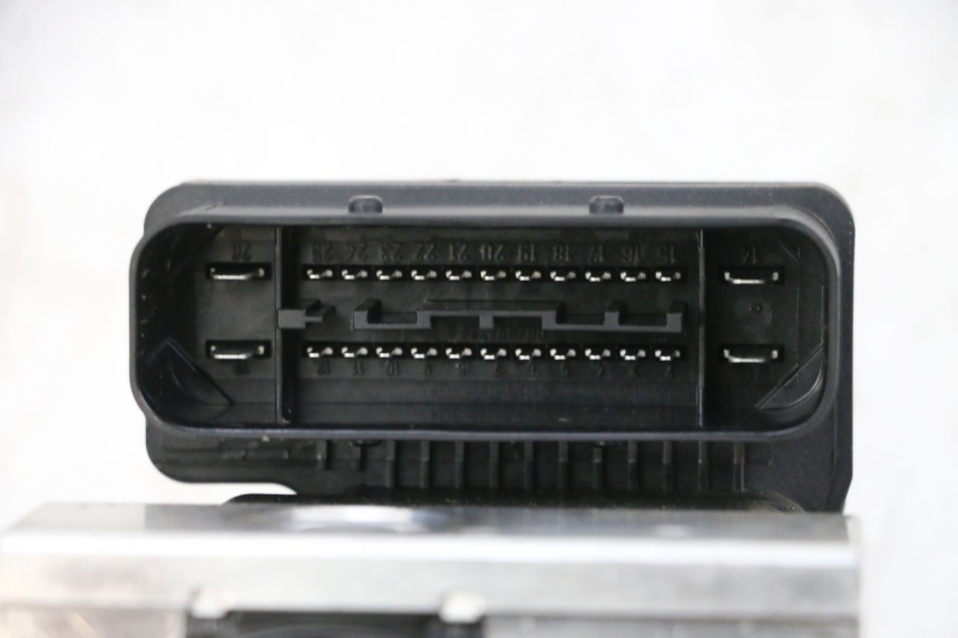 photo de ABS PUMPE PIAGGIO MP3 HPE 300 (2019 - 2026) - Detailansicht des Bauteils