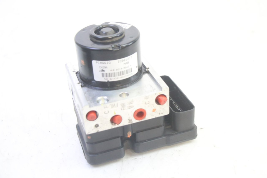 photo de ABS PUMPE PIAGGIO MP3 500 (2016 - 2018) - Zoom auf Gebrauchszustand