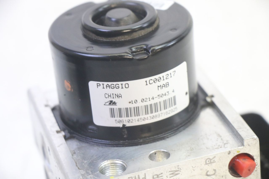 photo de ABS PUMPE PIAGGIO MP3 500 (2016 - 2018) - Alternative Perspektive