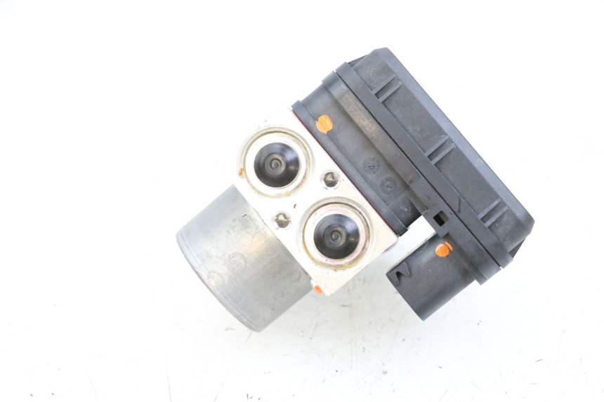 photo de ABS PUMPE YAMAHA MT-07 MT07 ABS 700 (2018 - 2020) - Technische Nahaufnahme