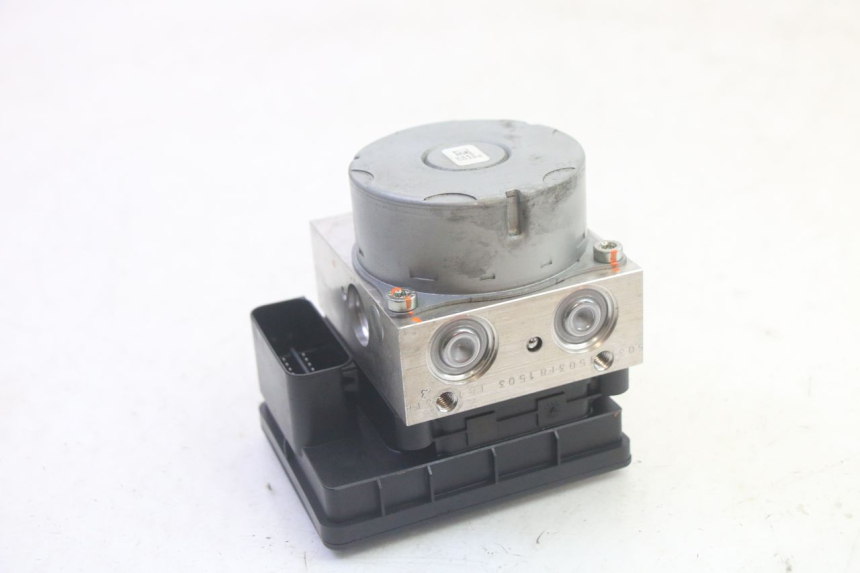 photo de ABS PUMPE BMW R GS 1250 (2021 - 2024) - Zoom auf Gebrauchszustand