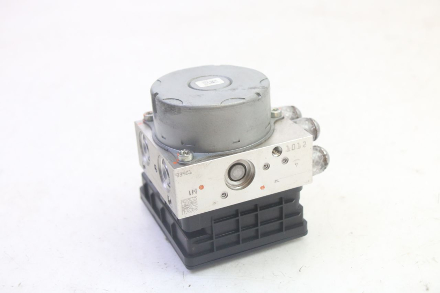 photo de ABS PUMPE BMW R GS 1250 (2021 - 2024) - Technische Nahaufnahme