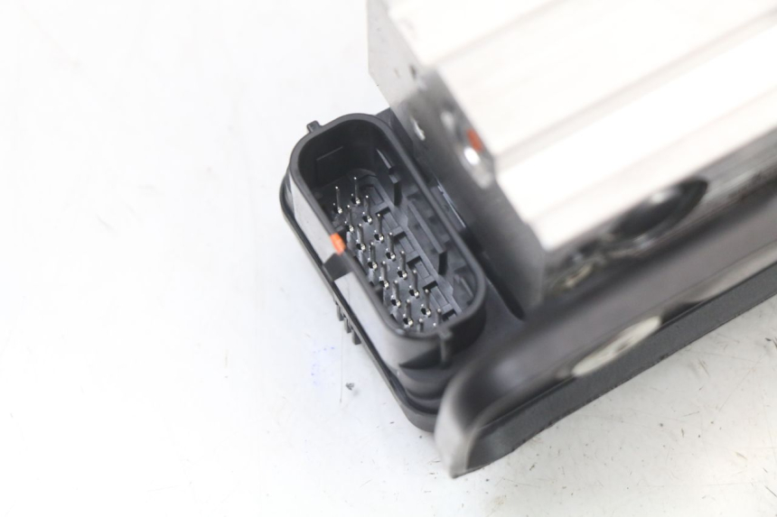 photo de ABS PUMPE ROYAL ENFIELD SCRAM 411 (2022 - 2024)