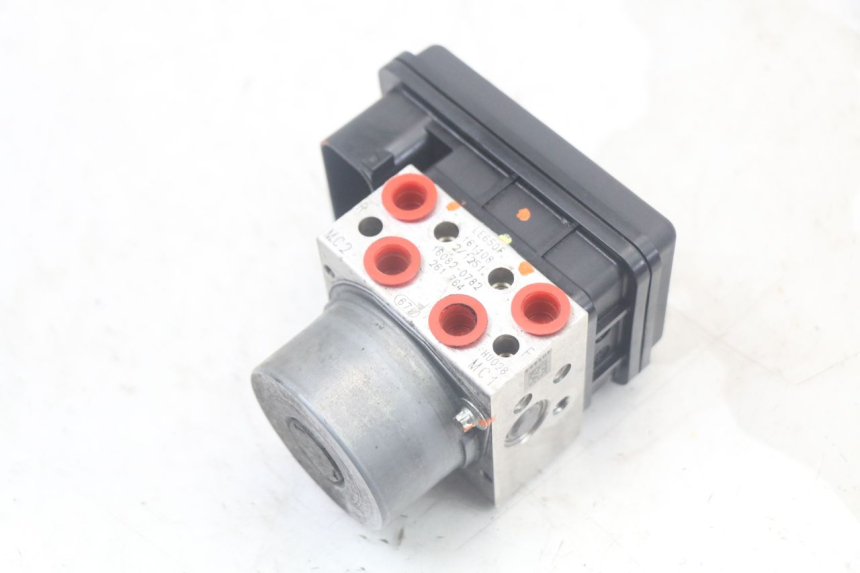 photo de ABS-PUMPE KAWASAKI VERSYS ABS 650 (2015 - 2018)