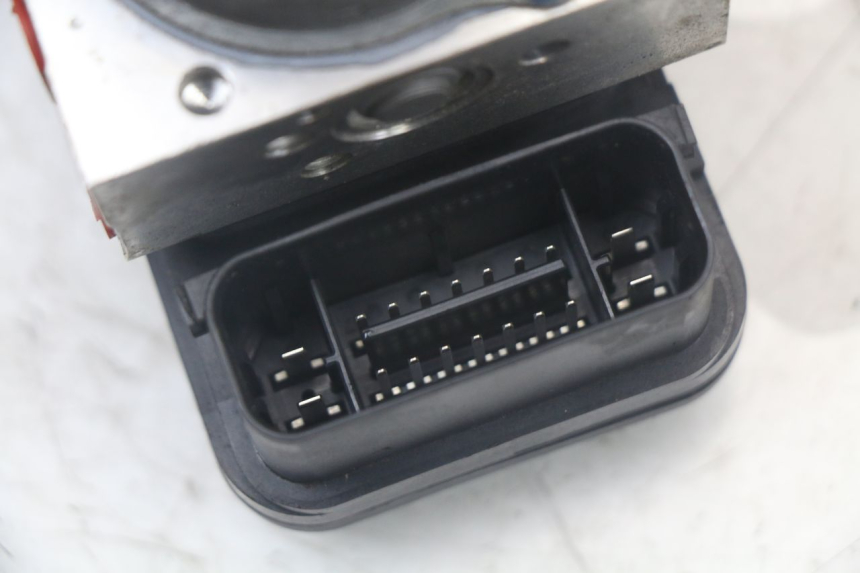 photo de ABS-PUMPE YAMAHA XMAX X-MAX ABS 125 (2017 - 2020)