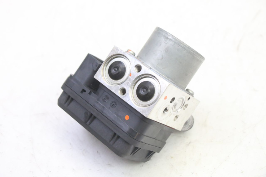 photo de ABS PUMPE YAMAHA XMAX X-MAX 125 (2021 - 2025)