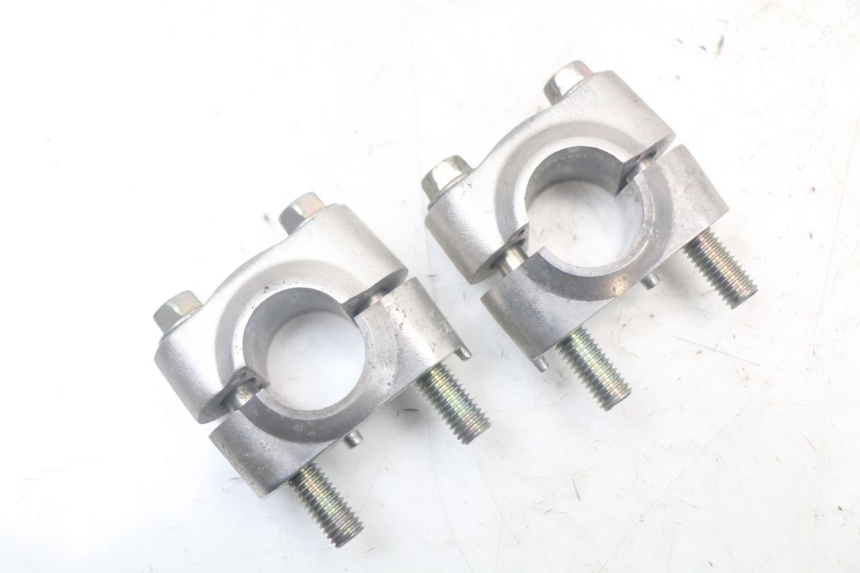 photo de LENKERKLEMME YAMAHA XMAX X-MAX ABS 125 (2017 - 2020) - Zoom auf Gebrauchszustand