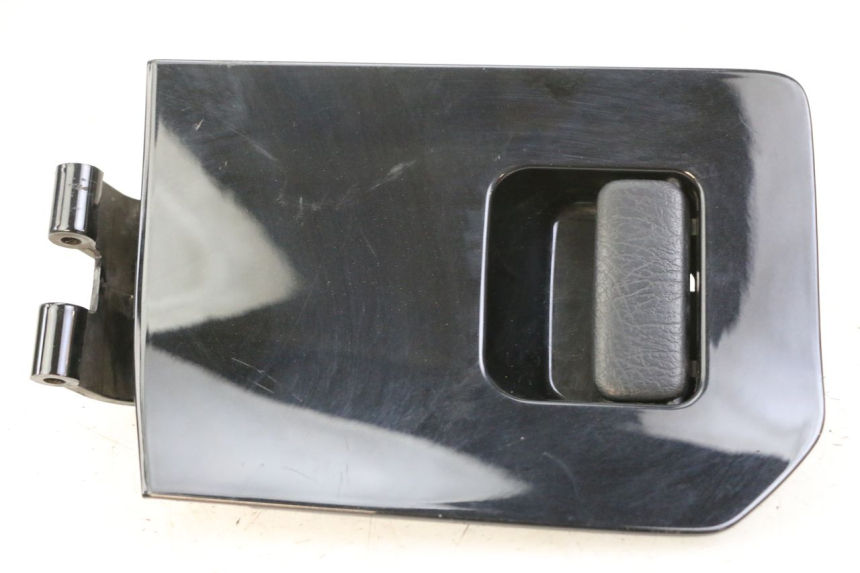 photo de HANDSCHUHFACH DECKEL HONDA FES S-WING SWING ABS 125 (2007 - 2015)