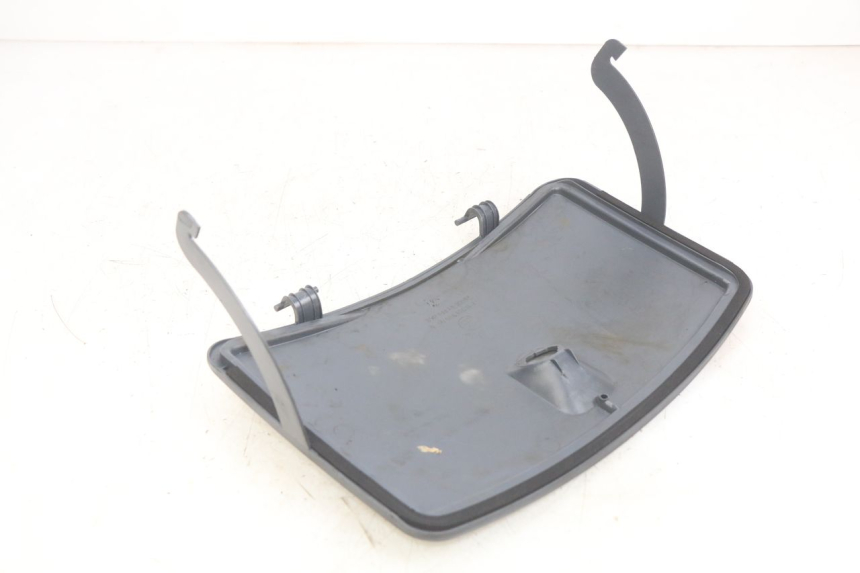 photo de HANDSCHUHFACHKLAPPE PEUGEOT SV 125 (1991 - 1994)