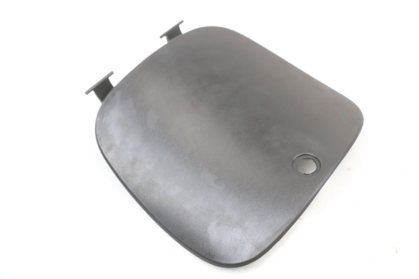 photo de HANDSCHUHFACH DECKEL PEUGEOT TWEET 125 (2018 - 2021)
