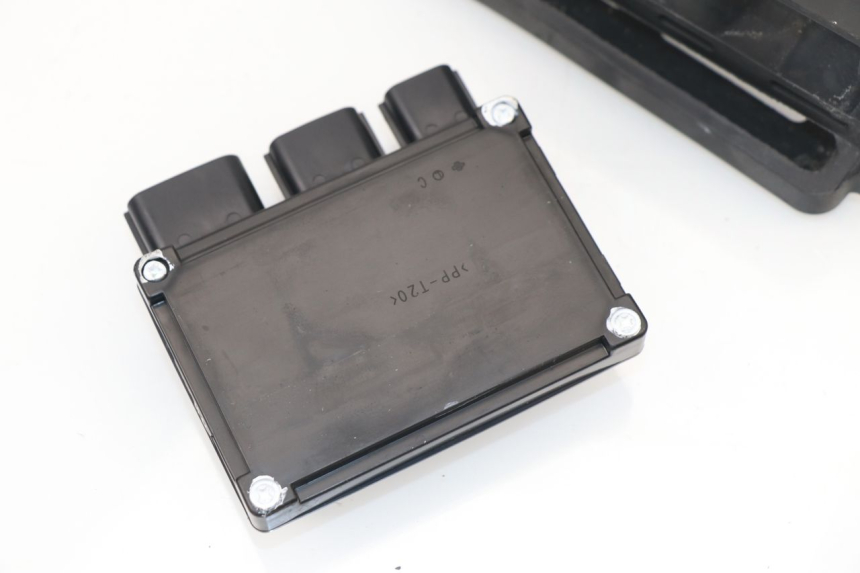 photo de SICHERUNGKASTEN KAWASAKI Z800 Z ABS 800 (2013 - 2017)