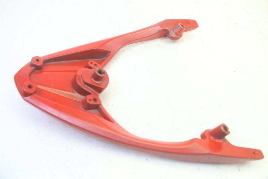 photo de GEPÄCKTRÄGER KYMCO AGILITY 16+ 4T 50 (2018 - 2023) - Details der Befestigungspunkte