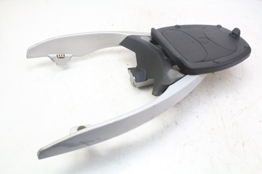 photo de GEPÄCKTRÄGER PEUGEOT GEOPOLIS RS 125 (2007 - 2009)