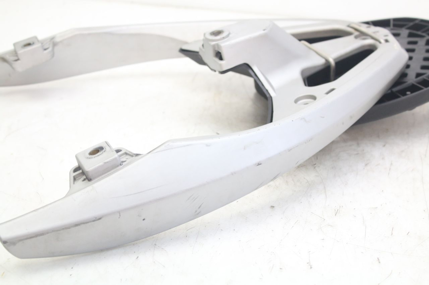 photo de GEPÄCKTRÄGER PEUGEOT GEOPOLIS RS 125 (2007 - 2009)