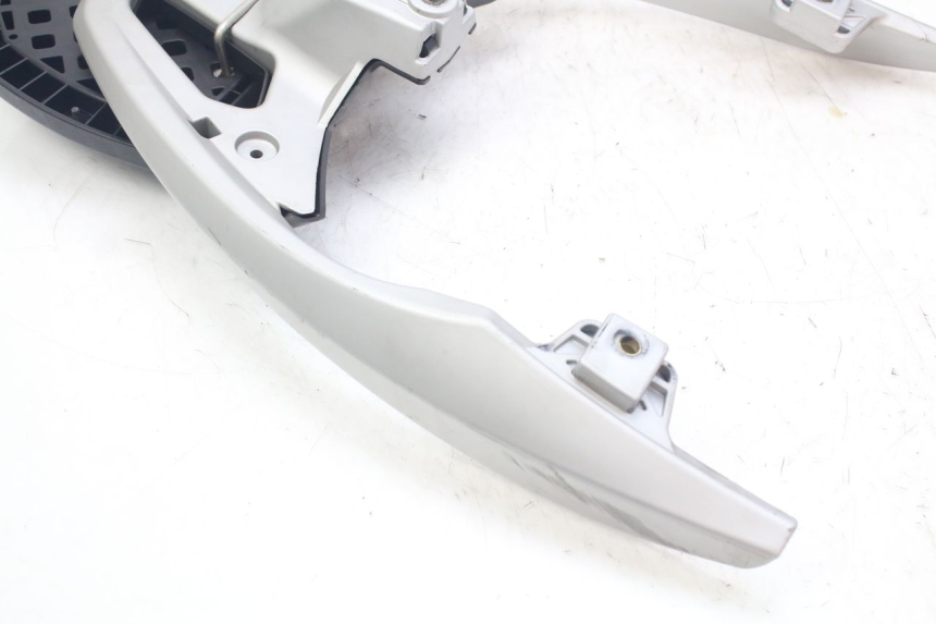 photo de GEPÄCKTRÄGER PEUGEOT GEOPOLIS RS 125 (2007 - 2009)