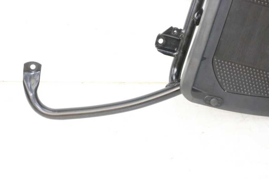 photo de GEPÄCKTRÄGER PIAGGIO MP3 HPE 310 (2024 - 2025)