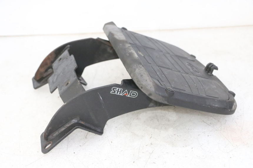 photo de GEPäCKTRäGER PIAGGIO MP3 LT 400 (2007 - 2012)