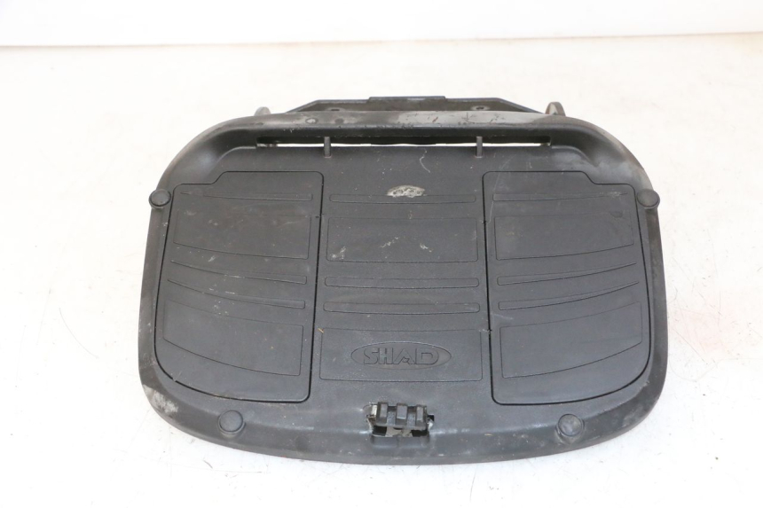 photo de GEPäCKTRäGER PIAGGIO MP3 LT 400 (2007 - 2012)