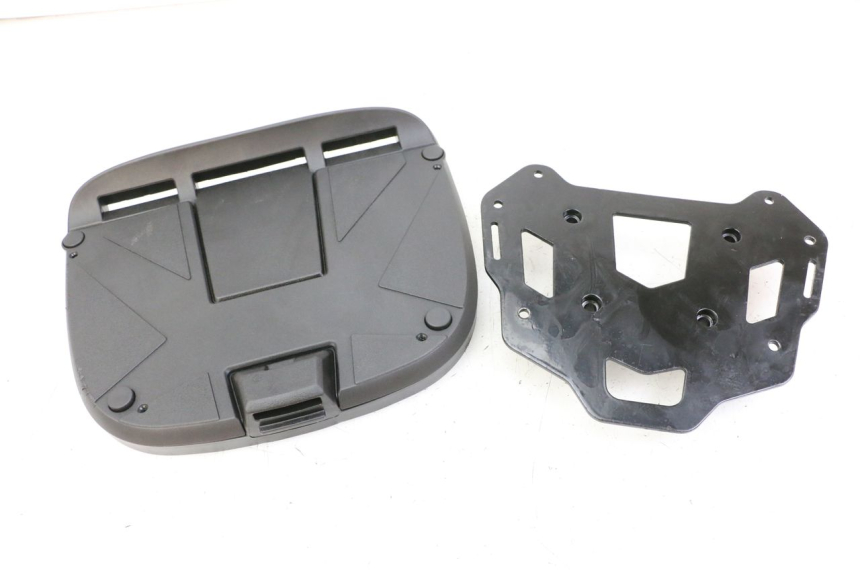 photo de GEPÄCKTRÄGER PIAGGIO MP3 500 (2014 - 2016)