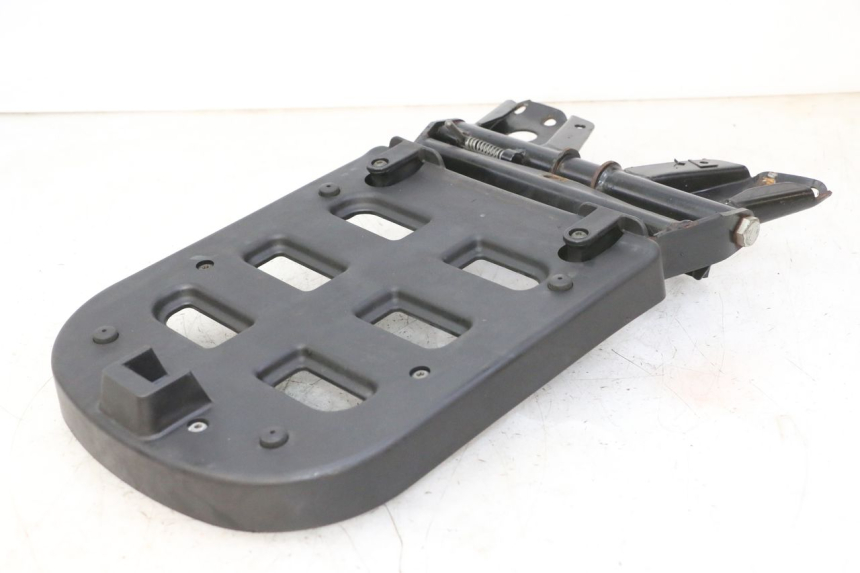 photo de GEPÄCKTRÄGER PIAGGIO MP3 RL 250 (2007 - 2010)