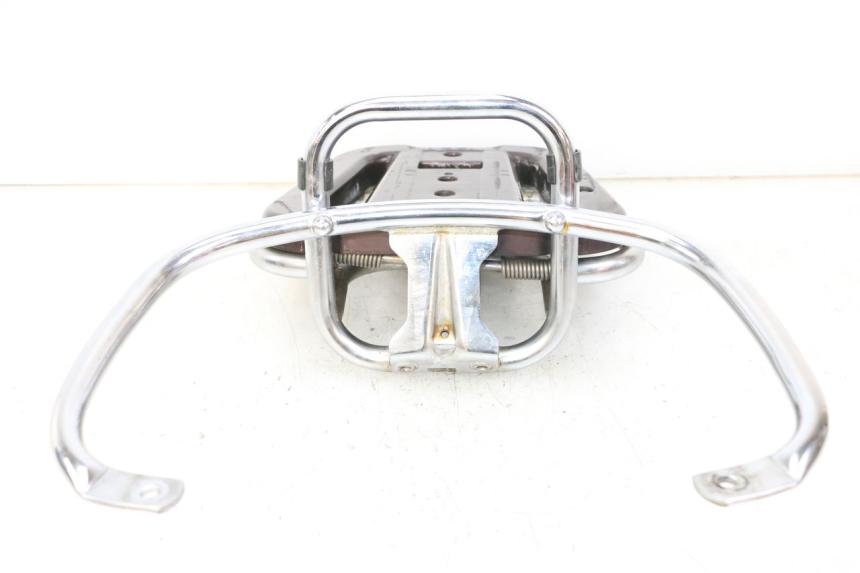 photo de GEPÄCKTRÄGER PIAGGIO VESPA LX IE 125 (2010 - 2012)