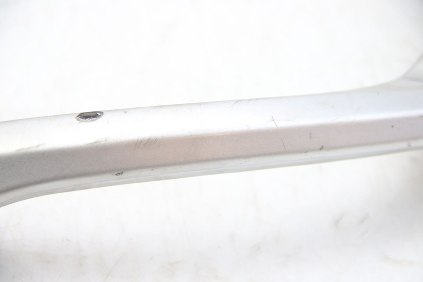 photo de GEPäCKTRäGER SUZUKI SIXTEEN 125 (2008 - 2010)