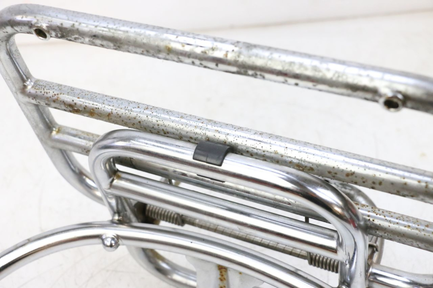 photo de GEPÄCKTRÄGER PIAGGIO VESPA GTS SUPER IE 125 (2009 - 2016) - Gesamtansicht des Produkts