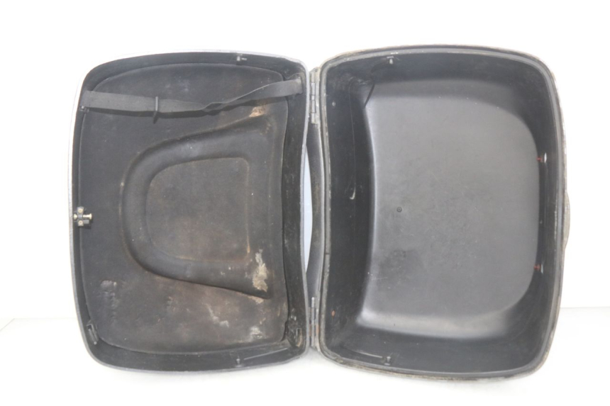 photo de GEPäCKTRäGER PIAGGIO X9 EVOLUTION 125 (2003 - 2007)