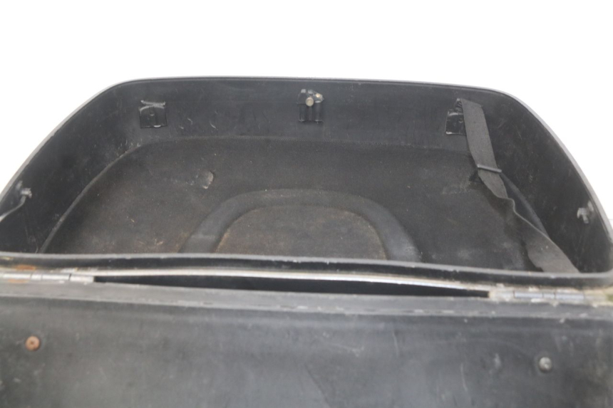 photo de GEPäCKTRäGER PIAGGIO X9 EVOLUTION 125 (2003 - 2007)