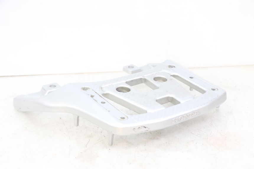 photo de GEPÄCKTRÄGER HONDA XLV VARADERO 125 (2000 - 2006)