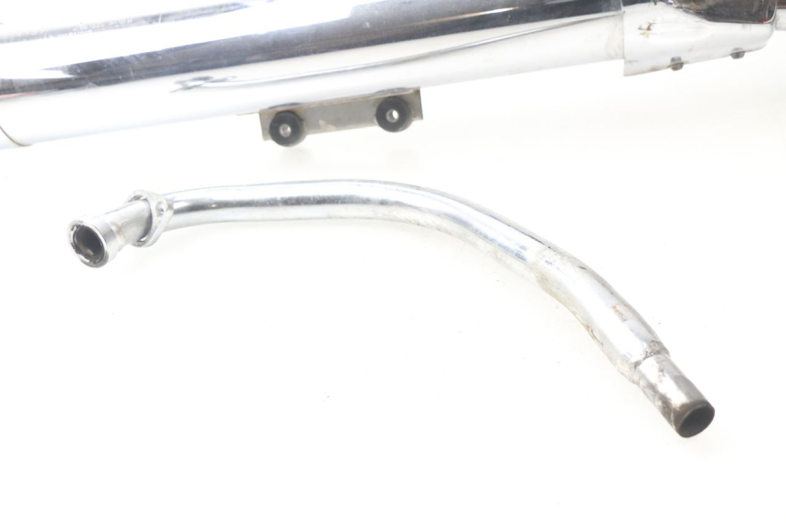 photo de AUSPUFF HYOSUNG AQUILA GV 125 (2009 - 2016)