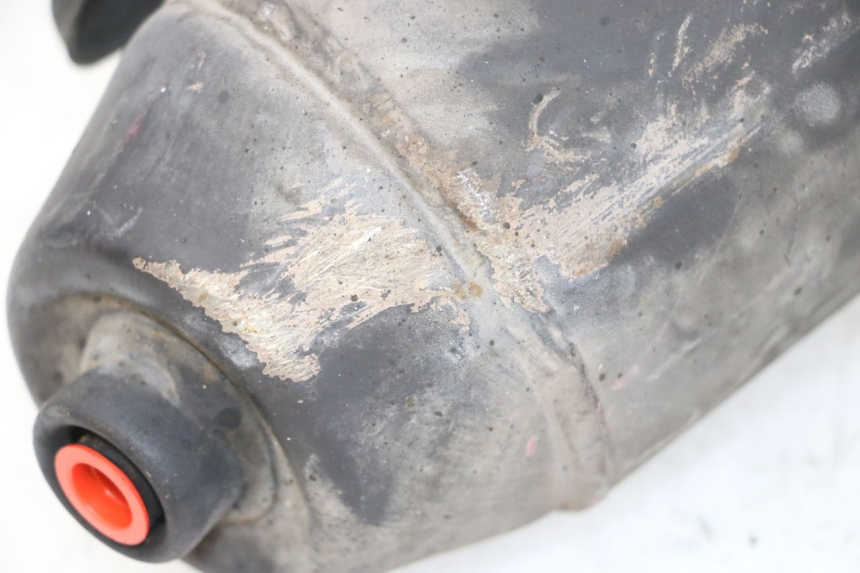 photo de AUSPUFFTOPF PEUGEOT DJANGO 4T 50 (2014 - 2019) - Details der Befestigungspunkte