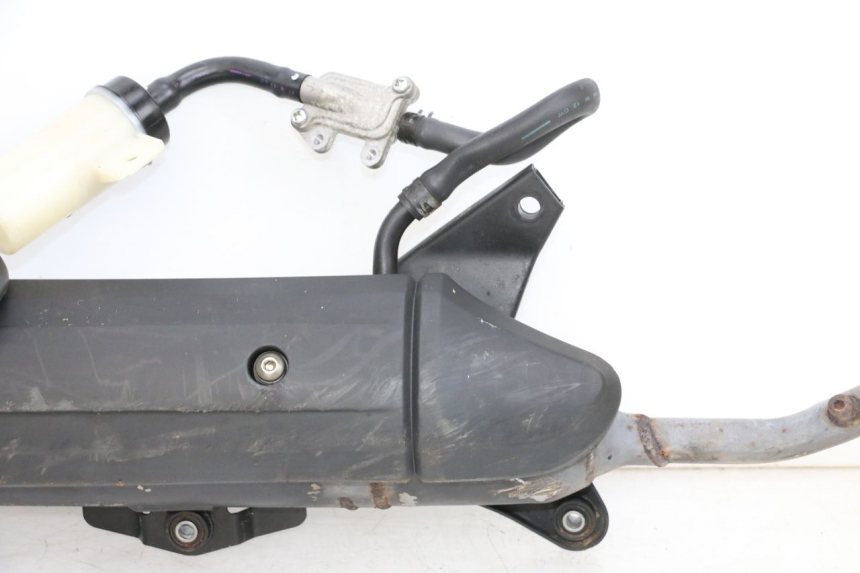 photo de AUSPUFF MBK FLAME X 125 (2007 - 2016) - Alternativer Blickwinkel