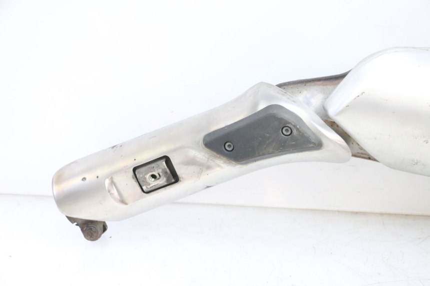 photo de LINKS AUSPUFFSYSTEM SUZUKI DL V STROM 1000 (2002 - 2007) - Charakteristische Merkmale