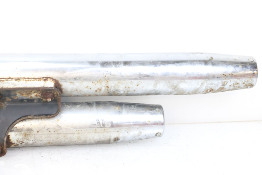 photo de AUSPUFFTOPF HYOSUNG GV AQUILA 125 (2000 - 2004) - Gesamtansicht des Produkts