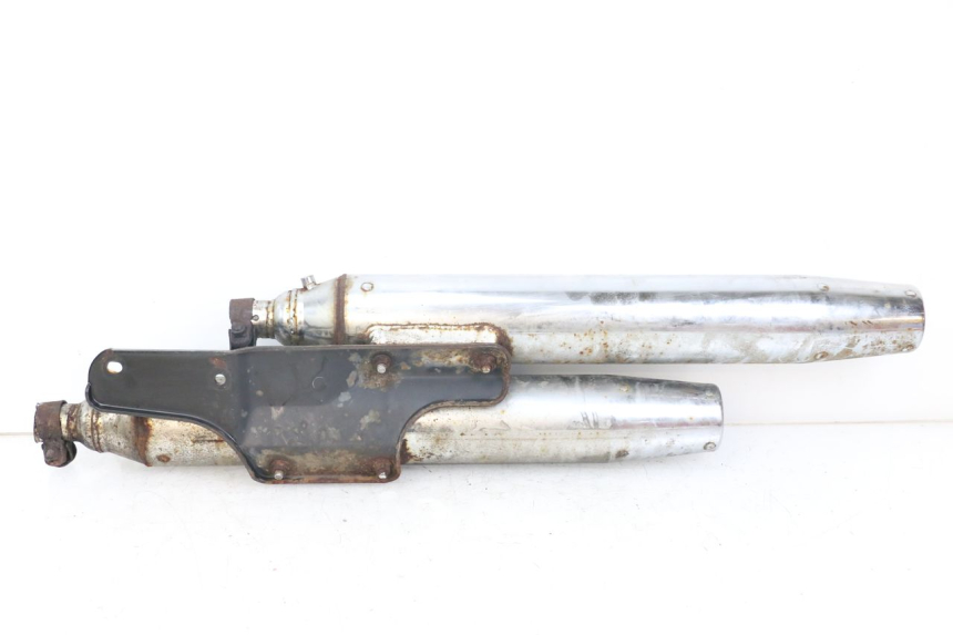 photo de AUSPUFFTOPF HYOSUNG GV AQUILA 125 (2000 - 2004) - Oberflächenzustand und Material