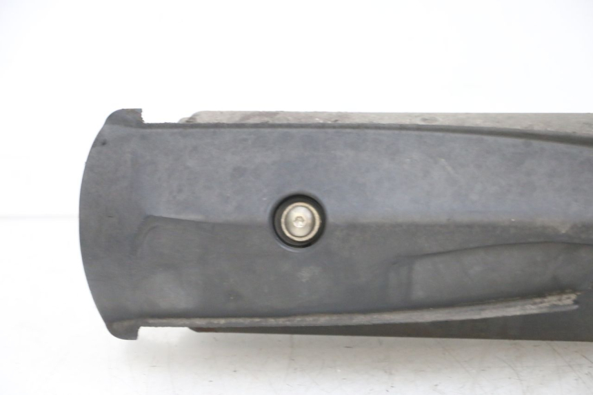 photo de AUSPUFFTOPF PEUGEOT KISBEE 4T 50 (2010 - 2017) - Hochauflösende Nahaufnahme