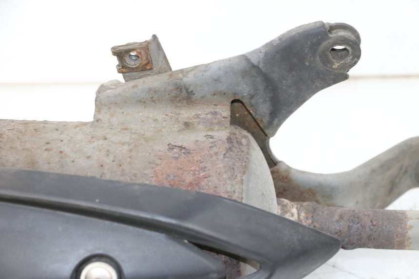 photo de AUSPUFFTOPF PEUGEOT KISBEE 4T 50 (2010 - 2017) - Alternativer Blickwinkel